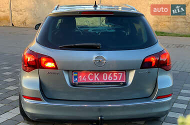 Универсал Opel Astra 2015 в 