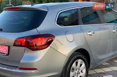 Универсал Opel Astra 2015 в 