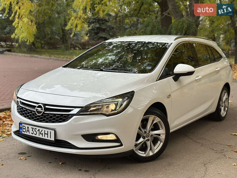 Универсал Opel Astra 2019 в Кропивницком