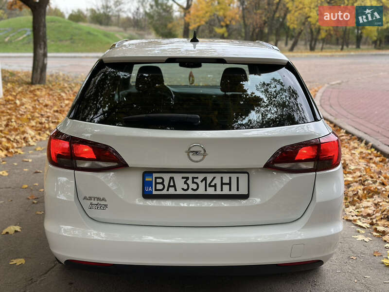 Универсал Opel Astra 2019 в Кропивницком