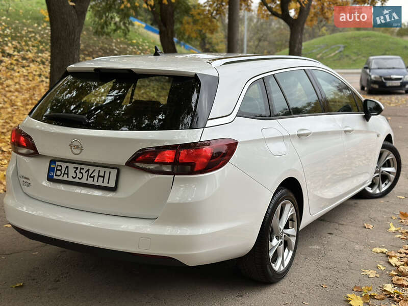 Универсал Opel Astra 2019 в Кропивницком