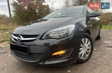 Универсал Opel Astra 2015 в Трускавце