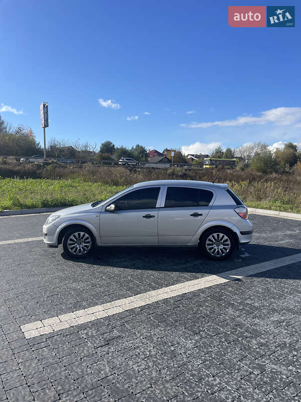 Хэтчбек Opel Astra 2005 в Львове фото 2 Хэтчбек Opel Astra 2005 в Львове