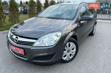 Универсал Opel Astra 2010 в 