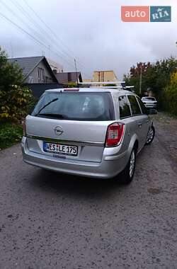 Универсал Opel Astra 2009 в 