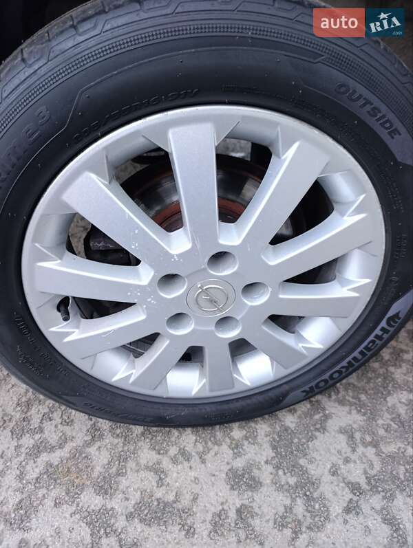 Универсал Opel Astra 2009 в Луцке