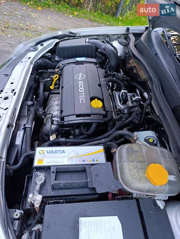 Универсал Opel Astra 2009 в Луцке