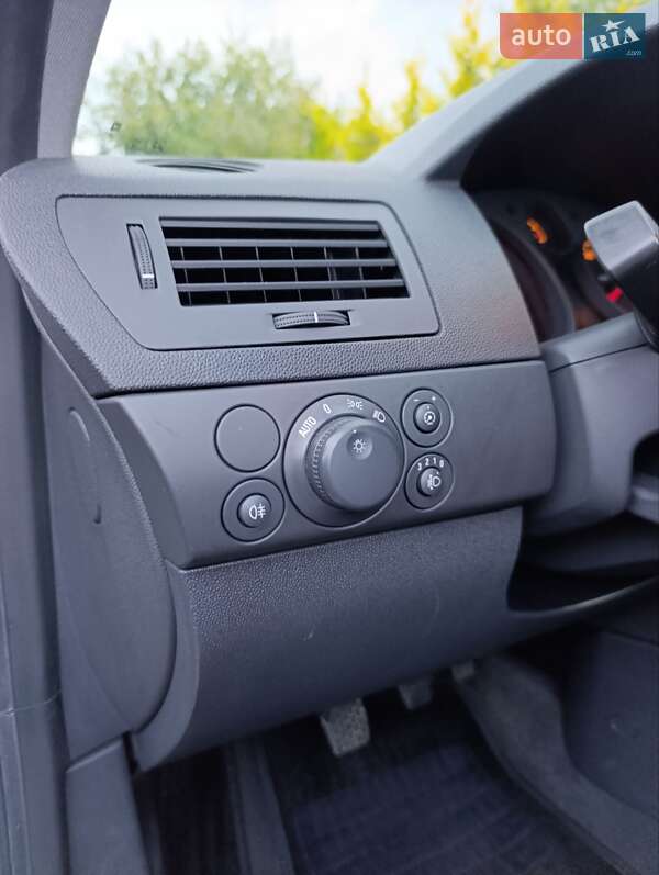 Универсал Opel Astra 2009 в Луцке