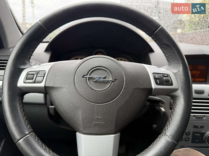 Универсал Opel Astra 2009 в Борисполе