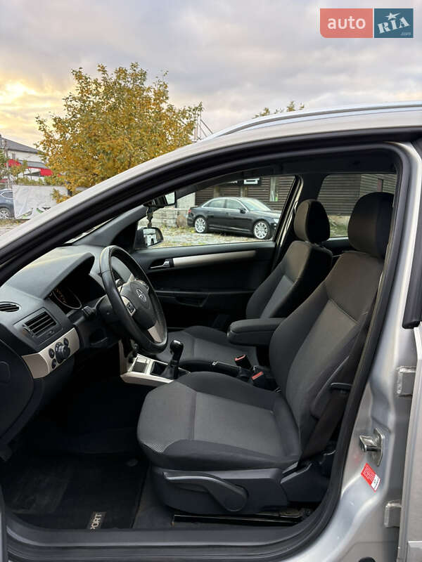 Универсал Opel Astra 2009 в Белой Церкви