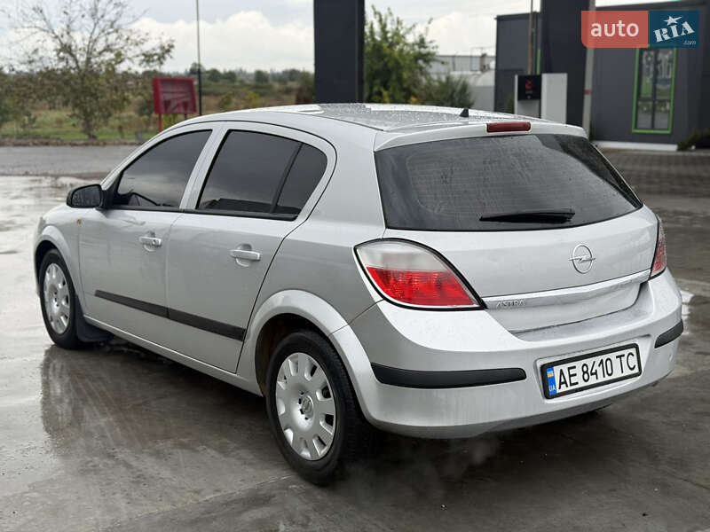 Хэтчбек Opel Astra 2004 в Новом Буге фото 5 Хэтчбек Opel Astra 2004 в Новом Буге