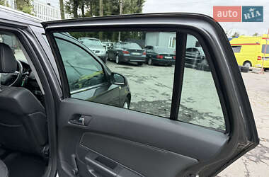 Универсал Opel Astra 2009 в 