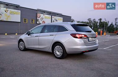 Универсал Opel Astra 2018 в 