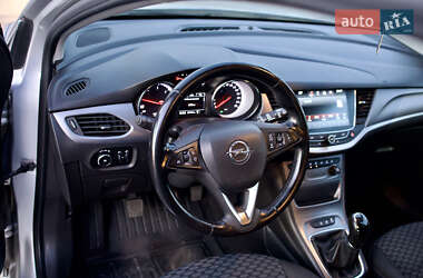 Универсал Opel Astra 2018 в 