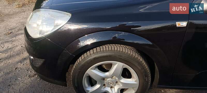 Хэтчбек Opel Astra 2007 в Умани фото 13 Хэтчбек Opel Astra 2007 в Умани