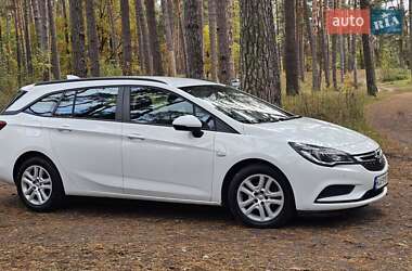 Універсал Opel Astra 2018 в  фото 2 Універсал Opel Astra 2018 в