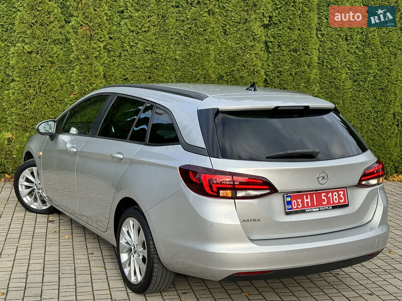Универсал Opel Astra 2019 в Львове