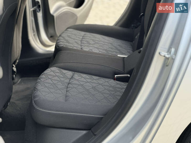 Универсал Opel Astra 2019 в Львове