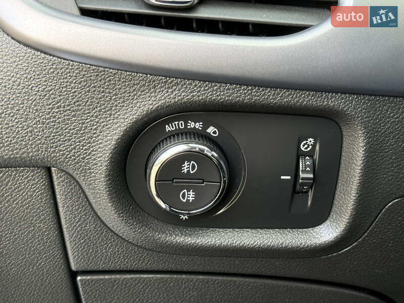 Универсал Opel Astra 2019 в Львове