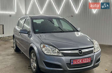 Хэтчбек Opel Astra 2008 в Виннице