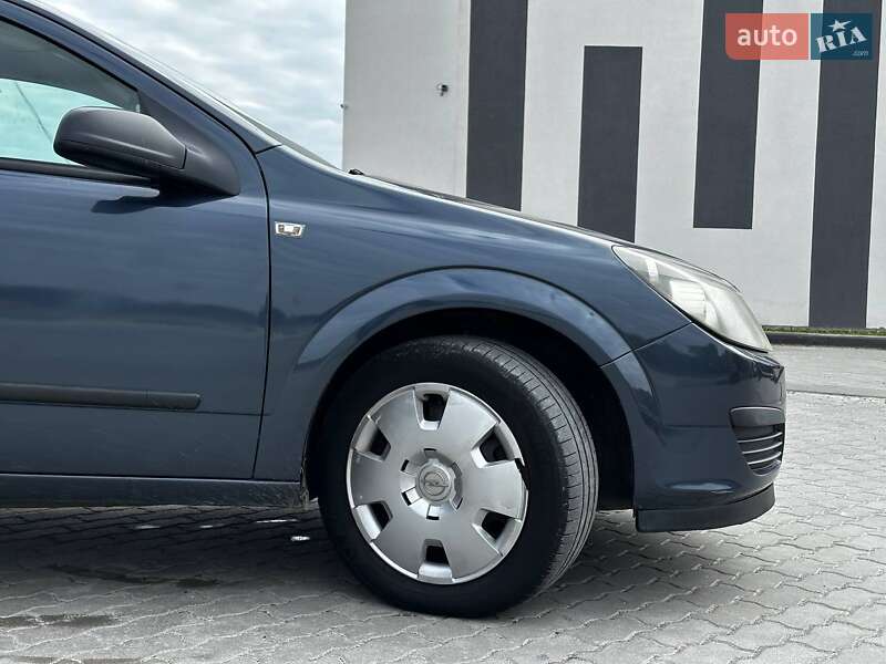 Універсал Opel Astra 2006 в Львові