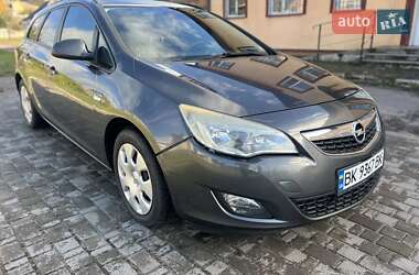 Універсал Opel Astra 2011 в  фото 6 Універсал Opel Astra 2011 в