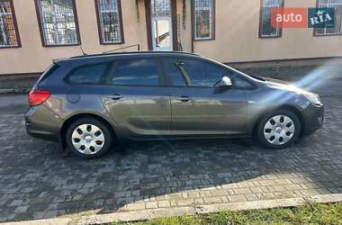 Універсал Opel Astra 2011 в  фото 13 Універсал Opel Astra 2011 в