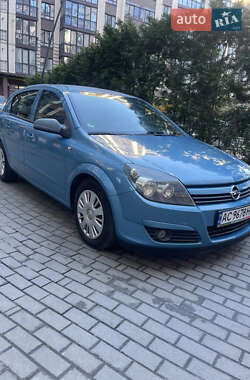 Хетчбек Opel Astra 2005 в Луцьку