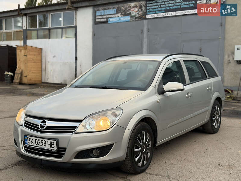 Універсал Opel Astra 2008 в Рівному фото 4 Універсал Opel Astra 2008 в Рівному