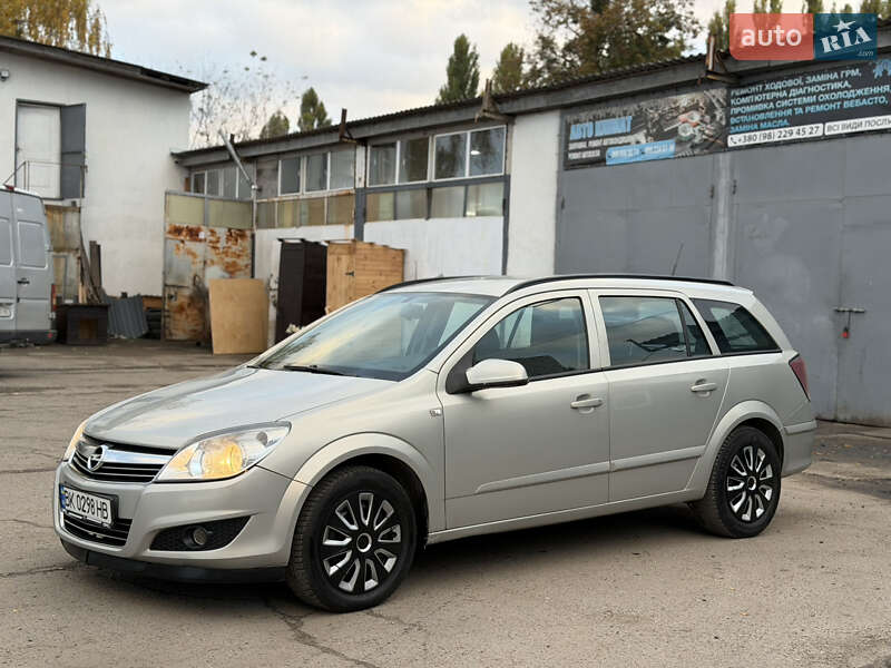 Універсал Opel Astra 2008 в Рівному фото 25 Універсал Opel Astra 2008 в Рівному