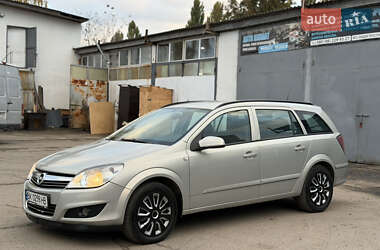 Универсал Opel Astra 2008 в 
