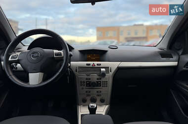 Универсал Opel Astra 2008 в 