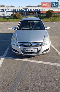 Универсал Opel Astra 2008 в Ужгороде