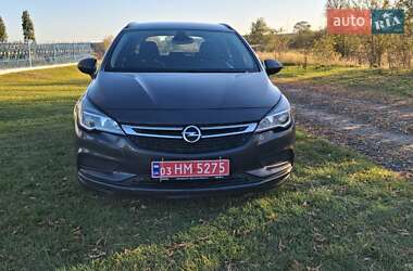 Універсал Opel Astra 2016 в  фото 12 Універсал Opel Astra 2016 в