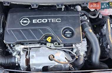 Універсал Opel Astra 2016 в  фото 30 Універсал Opel Astra 2016 в