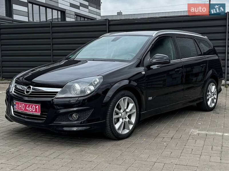 Универсал Opel Astra 2010 в Черкассах