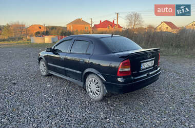 Седан Opel Astra 2003 в 
