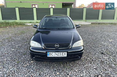 Седан Opel Astra 2003 в 
