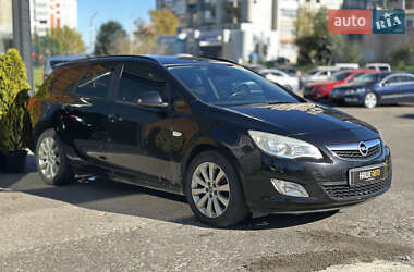 Універсал Opel Astra 2010 в  фото 8 Універсал Opel Astra 2010 в