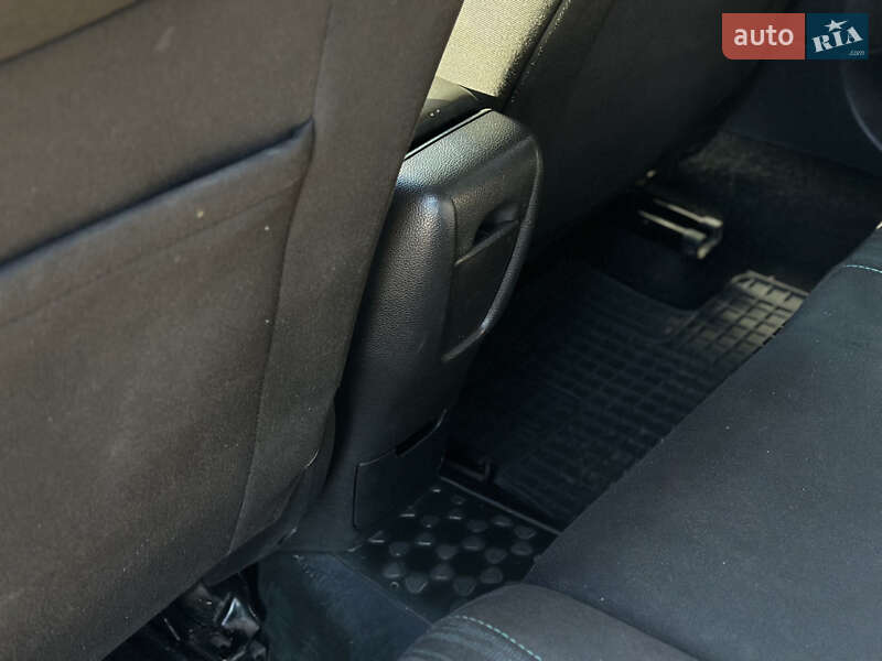 Универсал Opel Astra 2010 в Шептицькому