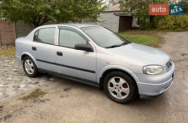 Седан Opel Astra 2004 в  фото 9 Седан Opel Astra 2004 в