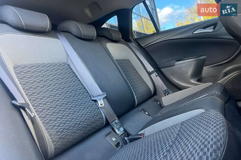 Универсал Opel Astra 2020 в Ивано-Франковске фото 11 Универсал Opel Astra 2020 в Ивано-Франковске