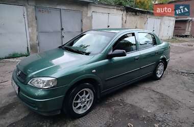 Седан Opel Astra 2008 в Одессе