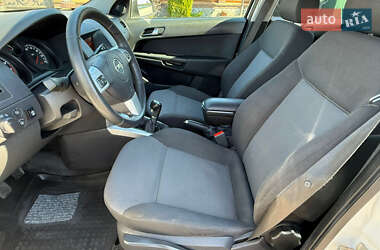 Хэтчбек Opel Astra 2014 в 
