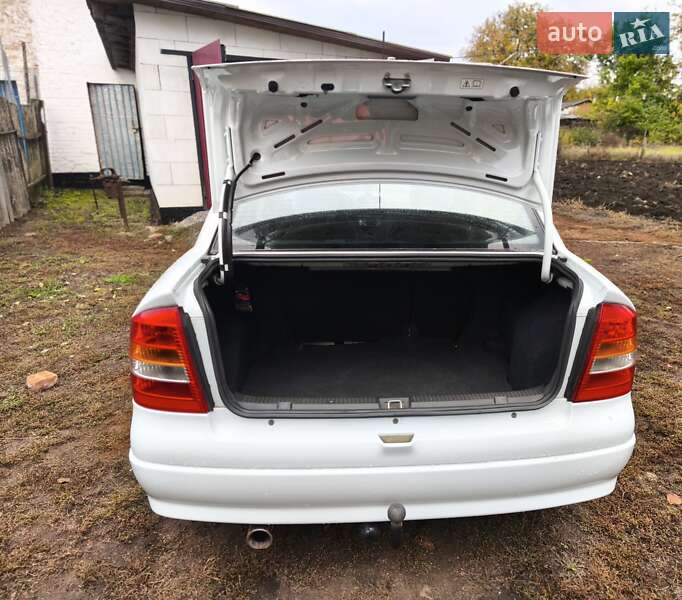 Седан Opel Astra 2007 в Машевке фото 2 Седан Opel Astra 2007 в Машевке