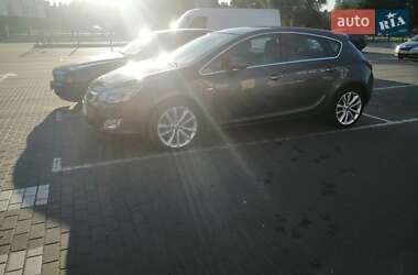 Хэтчбек Opel Astra 2010 в Шептицькому