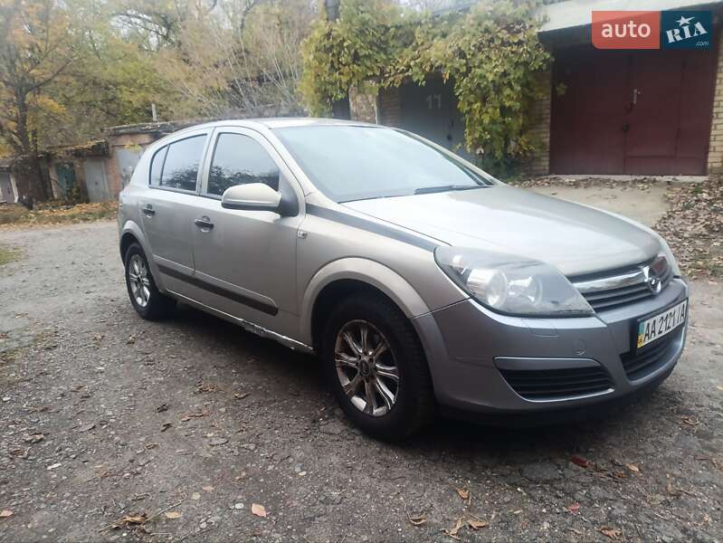 Хэтчбек Opel Astra 2006 в Киеве фото 7 Хэтчбек Opel Astra 2006 в Киеве