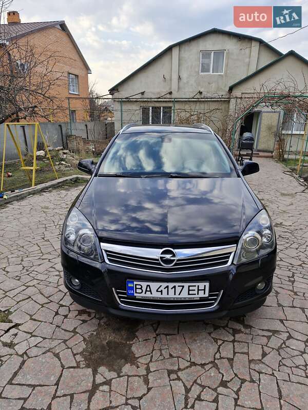 Универсал Opel Astra 2009 в Александрие фото 2 Универсал Opel Astra 2009 в Александрие