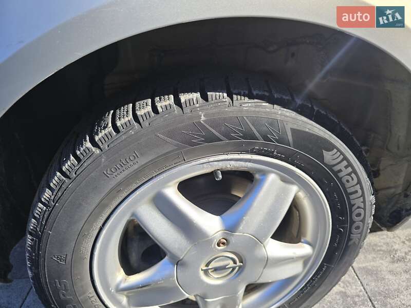 Універсал Opel Astra 2007 в Івано-Франківську