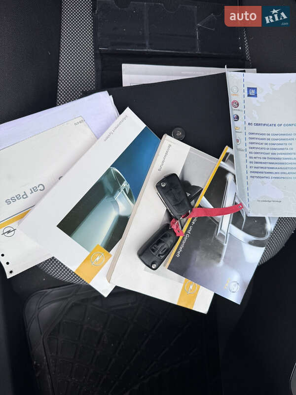 Хэтчбек Opel Astra 2009 в Звенигородке